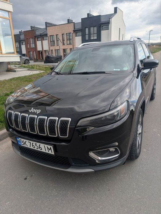 jeep cherokee 2,4 л  2019 р