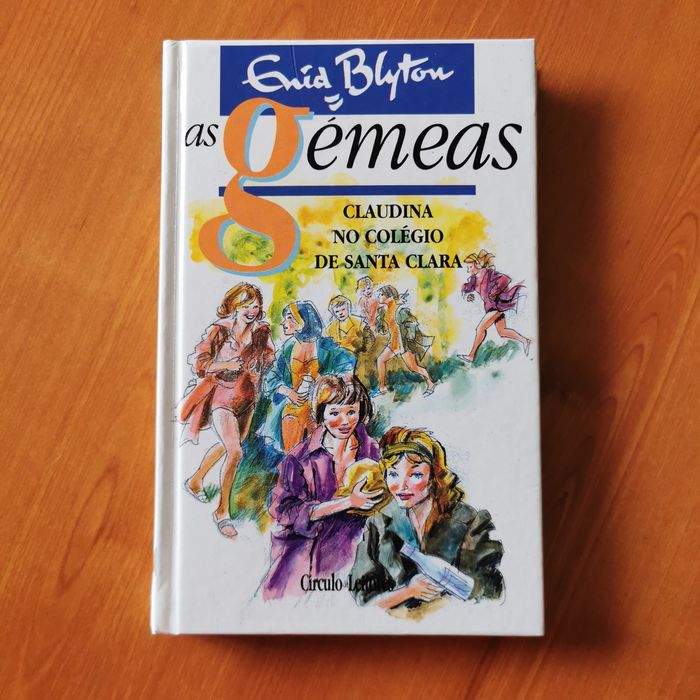 Livro "As gémeas no colégio de santa clara"