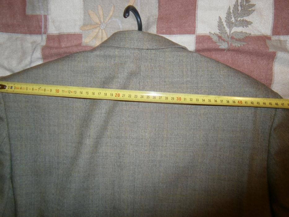 Отдам пиджак Р.50/178. Состояние нового