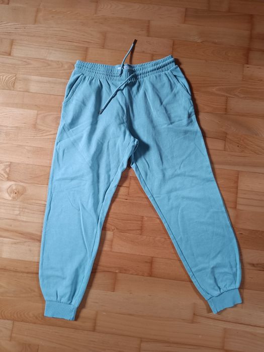 Spodnie dresowe C&A rozm.M