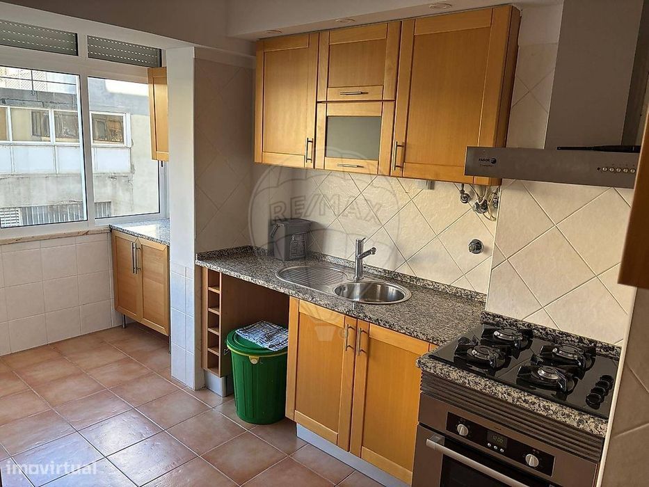 Apartamento T2 para arrendamento