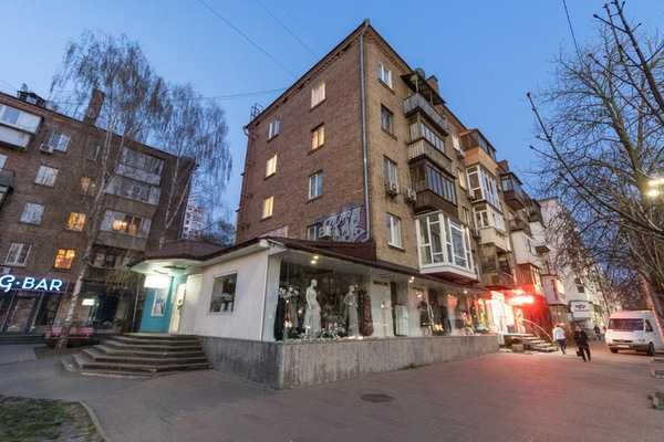 Подобово 3к квартира VIP з джакузі . Лесі Українки. Центр Києва