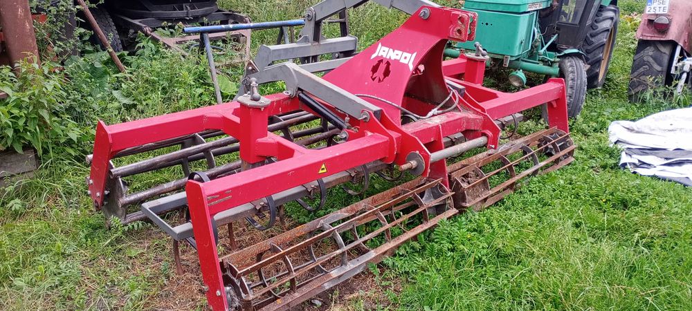 Agregat uprawowo siewny 3m
