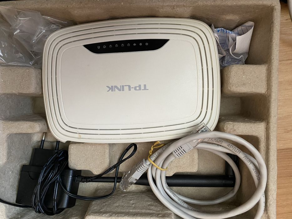 Бездротовий маршрутизатор (роутер) TP-Link TL-WR741ND