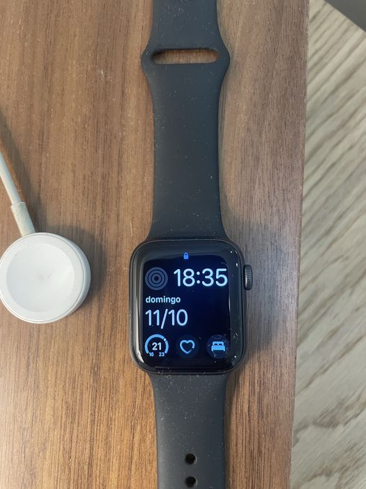 Apple Watch SE como novo
