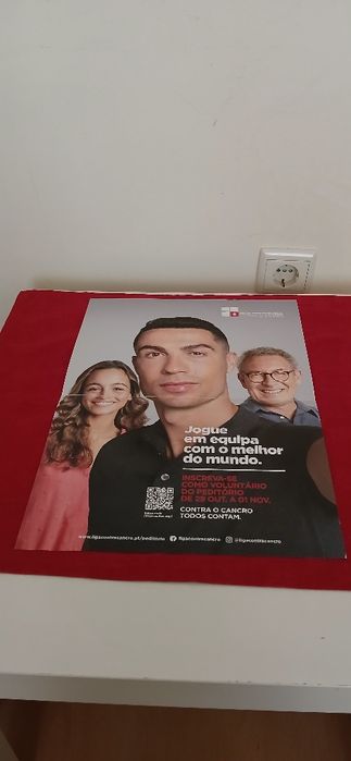 Cartaz da Liga Portuguesa contra o Cancro  - Cristiano Ronaldo