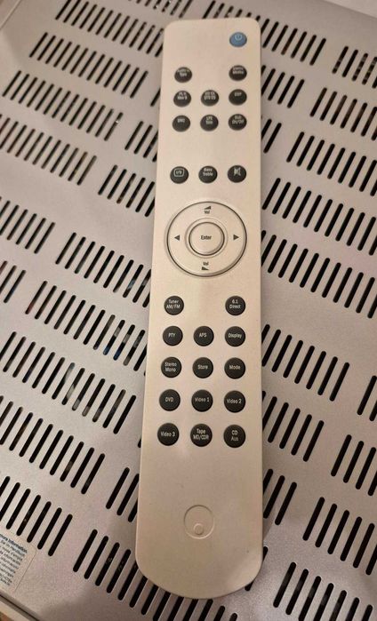 Amplificador Cambridge Audio - Azur 540R v3