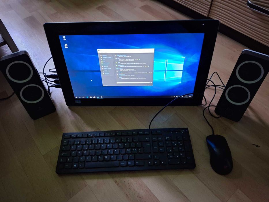 komputer all in one AIO LENOVO cały zestaw