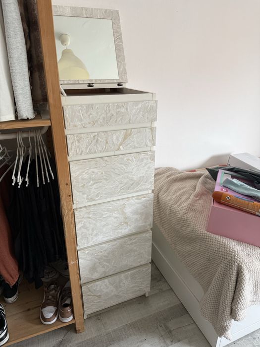 Comoda IKEA Malm com espelho