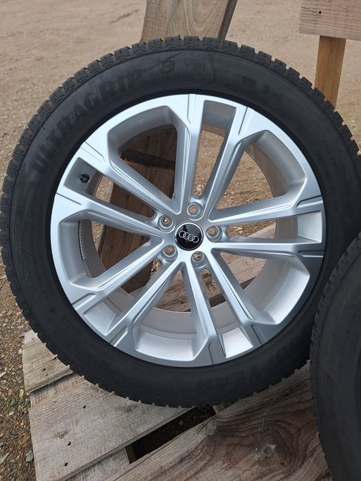 Koła zimowe Audi Q7 SQ7 4M 285 45 r20 7mm 24r