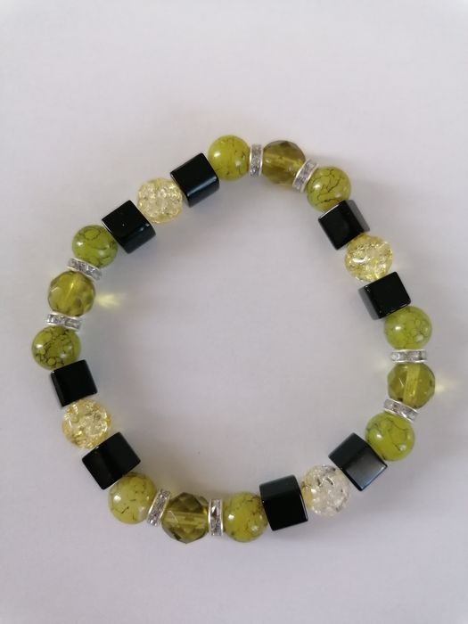 Branzoletka na rękę 8