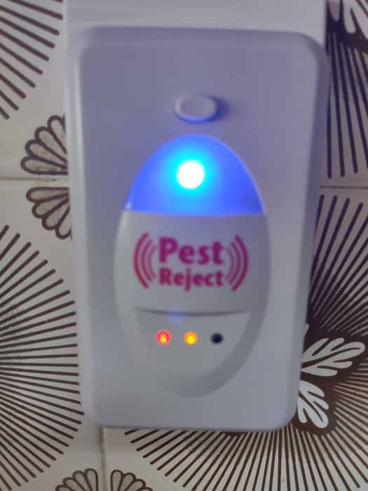 Repelente Pest Reject, Ultra-sónico (baratas,ratos,formigas, mosquitos