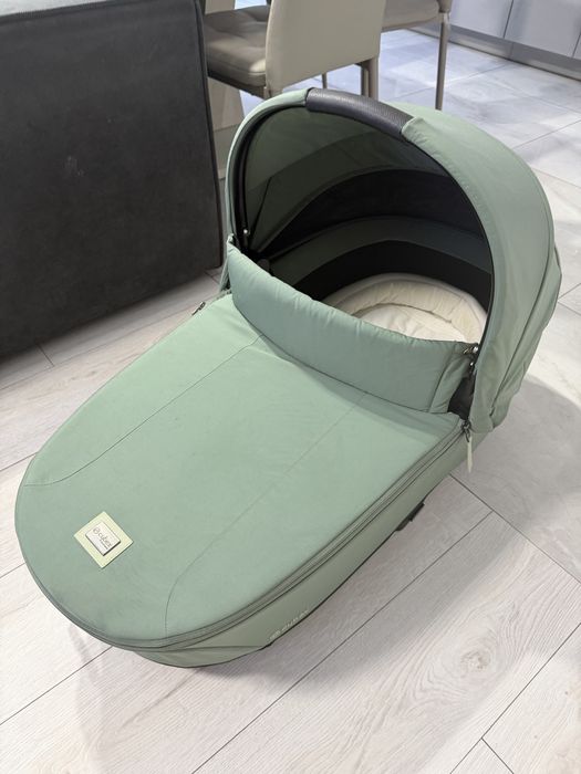 Люлька Cybex Priam Lux R Leaf Green з адаптерами