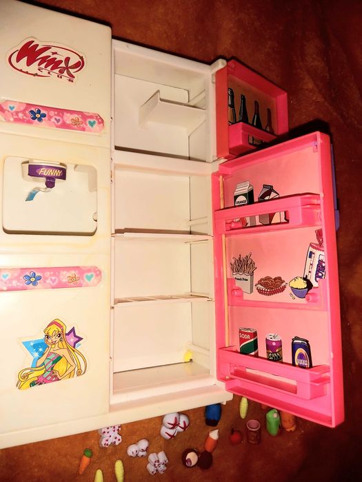 Холодильник та аксесуари Вінкс Winx