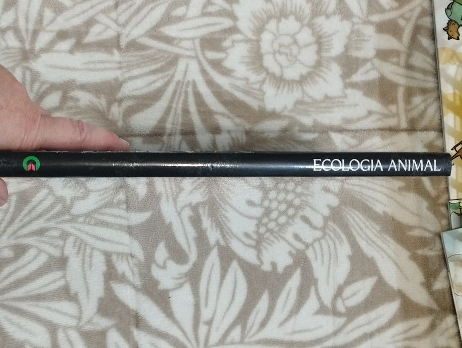 Livro "Ecologia Animal"
