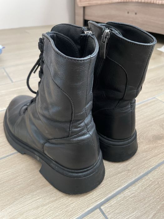 Шкіряне взуття зимове жіноче