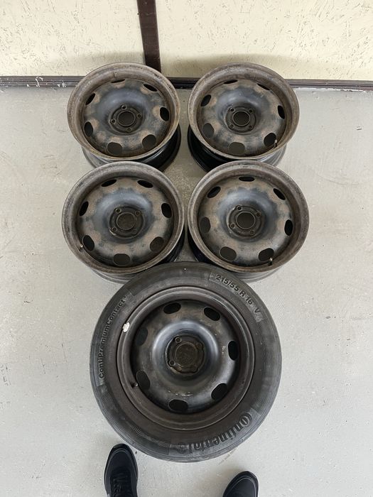 Диски на авто 16