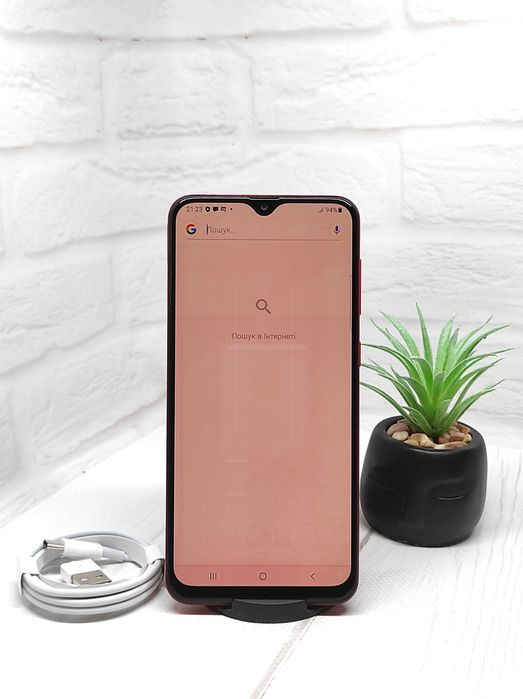 Продам телефон Samsung A20 3/32Gb NFC в робочому стані