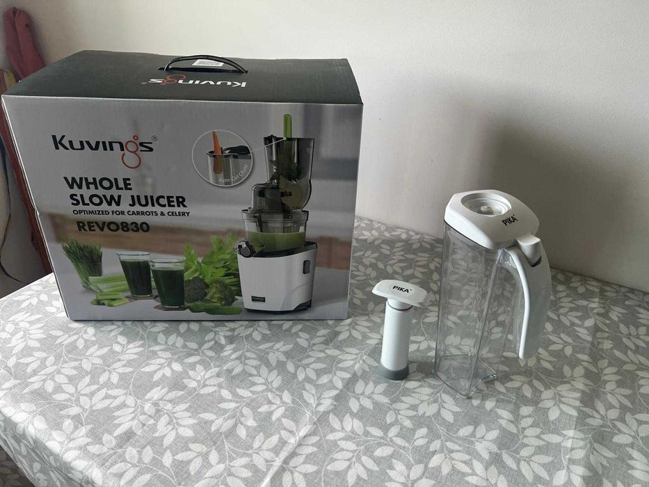 Kuvings REVO830 Whole Slow Juicer + acessórios + PIKA