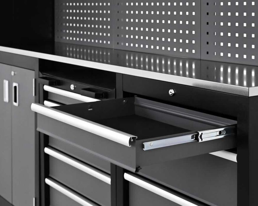 Меблі в гараж стелаж верстак стінка стелажі стіл мебель модульні стол