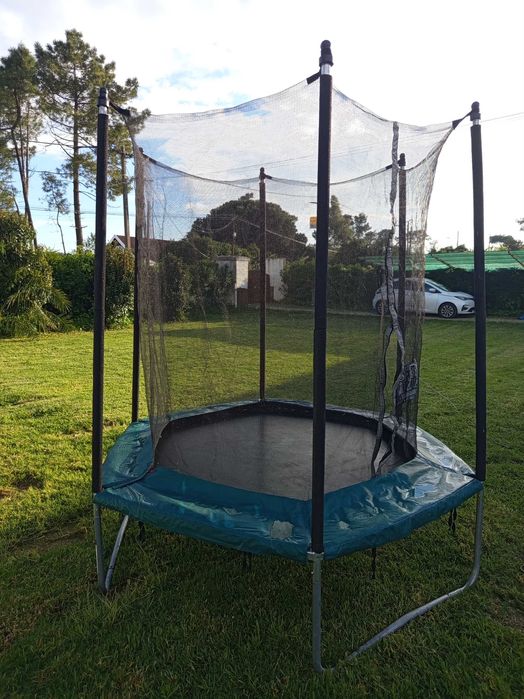 Trampolim Decathlon Hexagonal 240 troco por mesa de pingue pongue