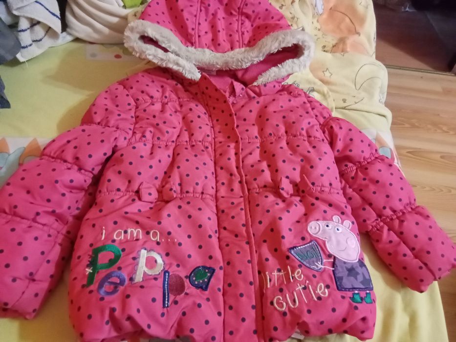 Продам детскую зимнию куртку  на 1,5;2,3,4,5,6,7,8 лет