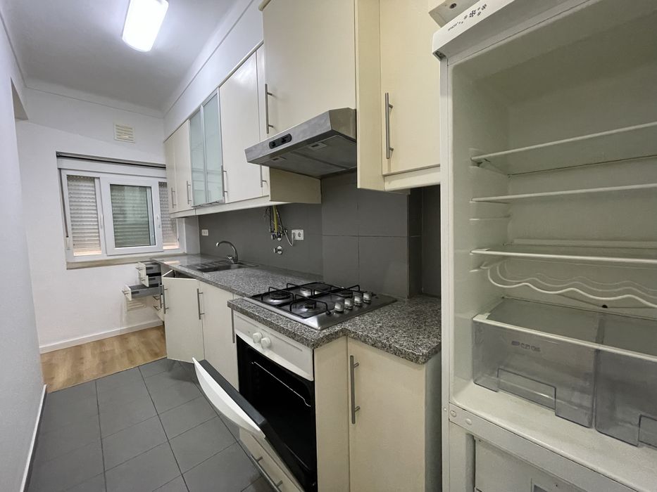 T1  à Expo, em Moscavide, cozinha equipada 980€