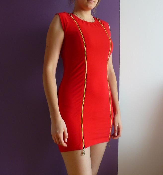 Sukienka mini czerwona