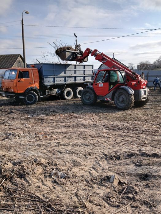 Вантажні та пасажирські перевезення.