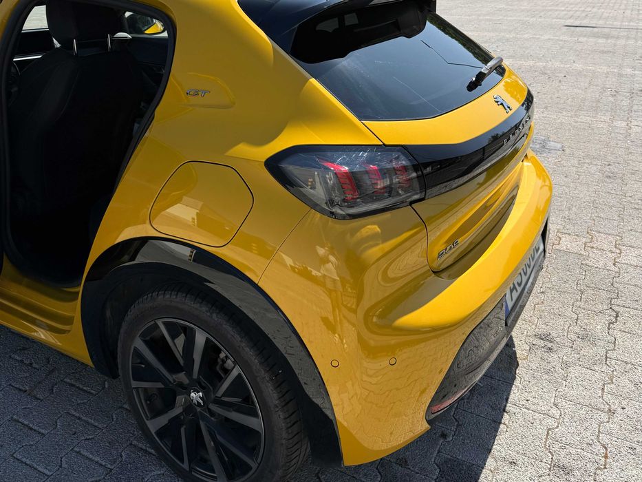 Peugeot 208 GT 2022