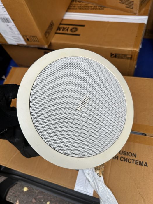 Głosnik sufitowy QSC AD-CI52T super jakość dzwięku