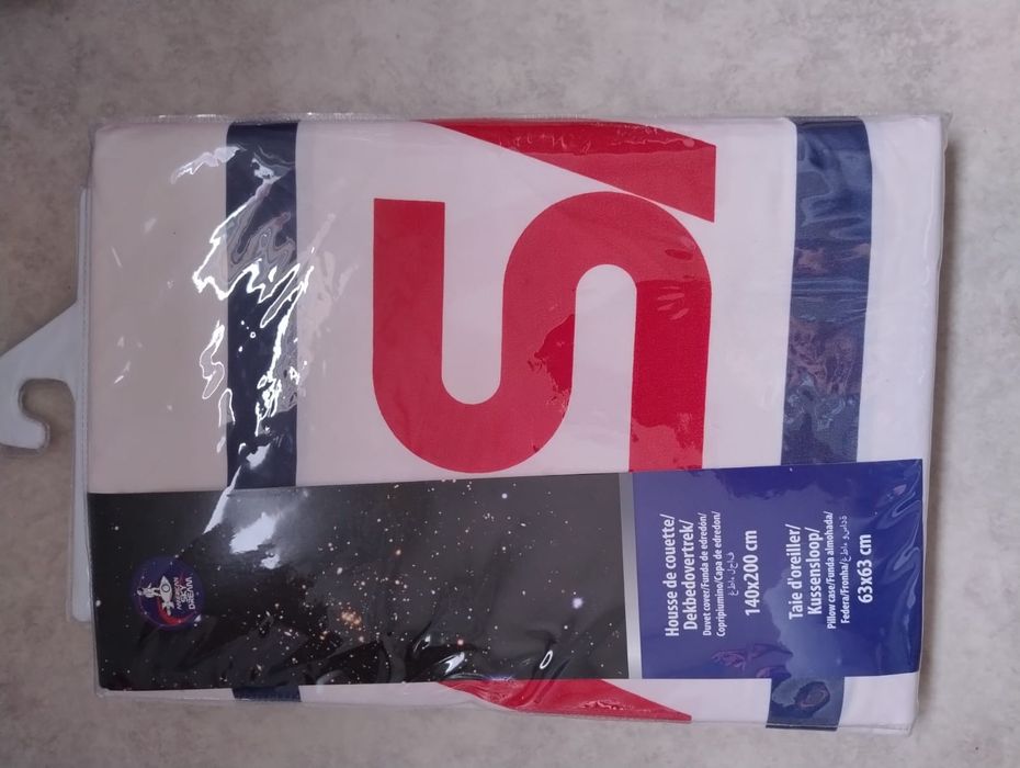 Продам новый постельный набор NASA