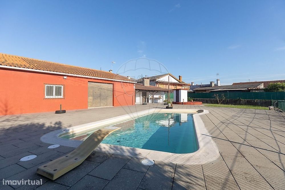 Moradia T6 com Piscina em Cantanhede