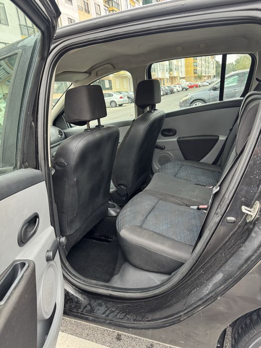 Renault Clio 3  1.2  2007 Nacional