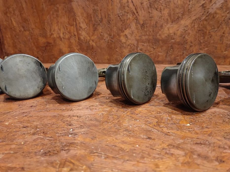 bmw e46 / e39 / e53 / e60 / e65 / e66 / e83 / e85 / z3 oryginalne tło