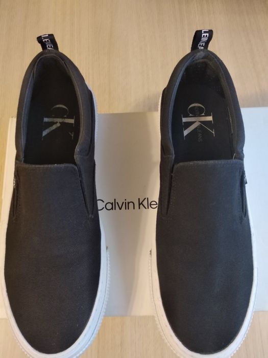 Слипоны Calvin Klein р42 YM0YM00024 (лоферы, мокасины, летняя обувь)