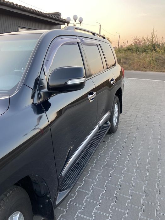 Продам Toyota Land Cruiser 200 (FL) 2012