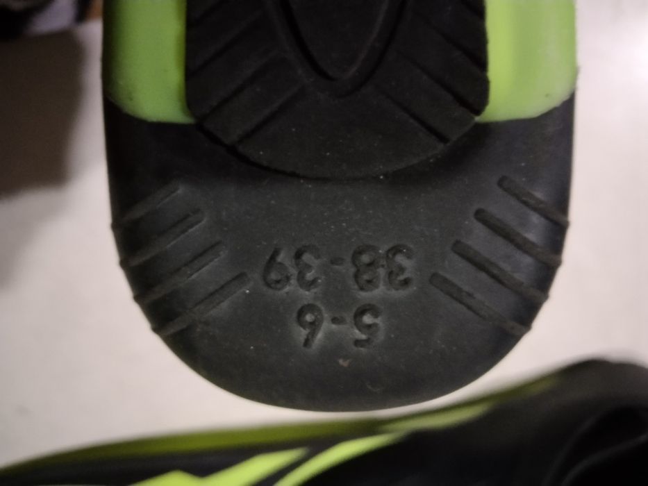 Płetwy do pływania AQUA  rozmiar 38/39;; Super stan