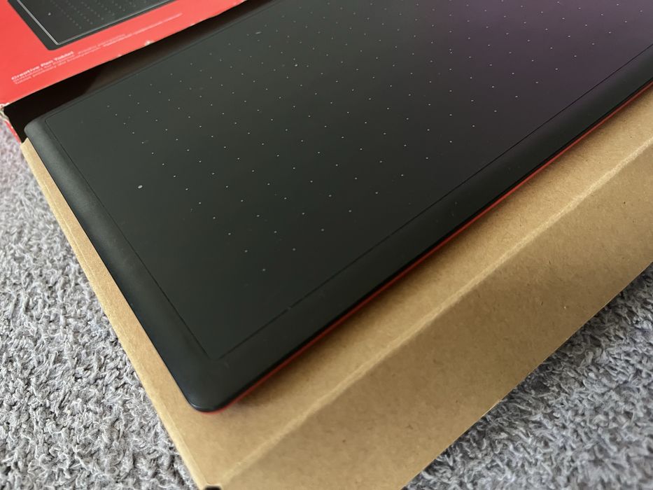 Tablet One Wacom model CTL-672