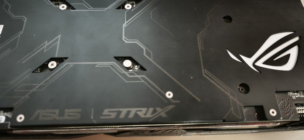 Placa gráfica ASUS RX580  8gb Strix triple fan