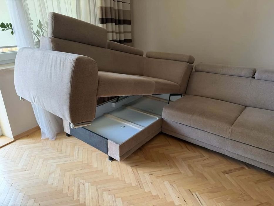 Narożnik rozkładany, beżowy, stan idealny