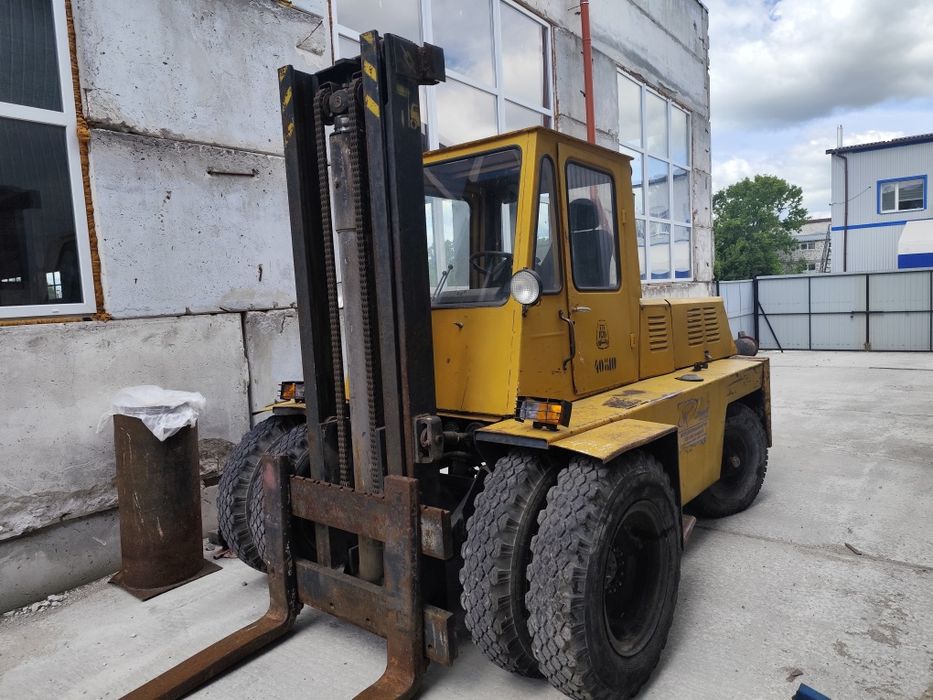 Львівський навантажувач 40810 погрузчик