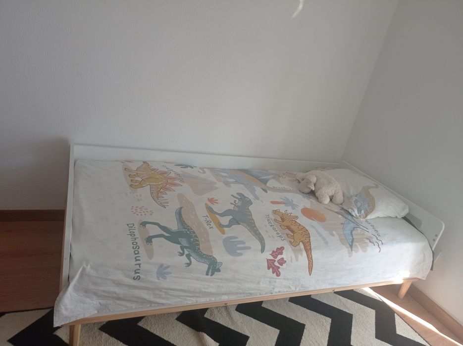Cama individual de criança (s/ colchão)