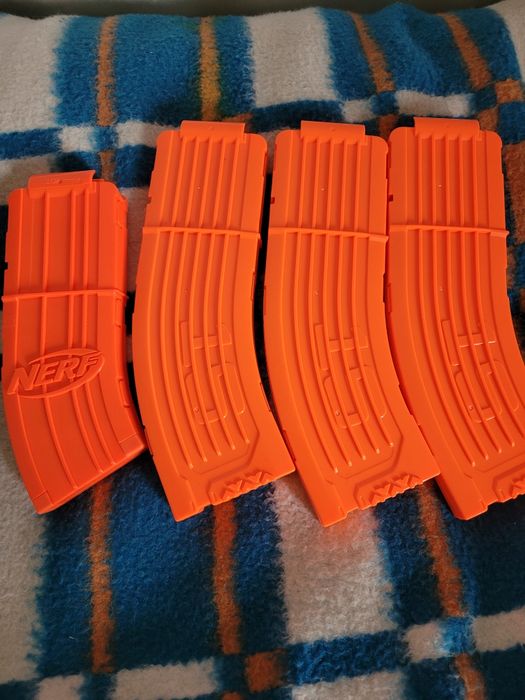 Nerf karabin motoblitz magazynek strzałki