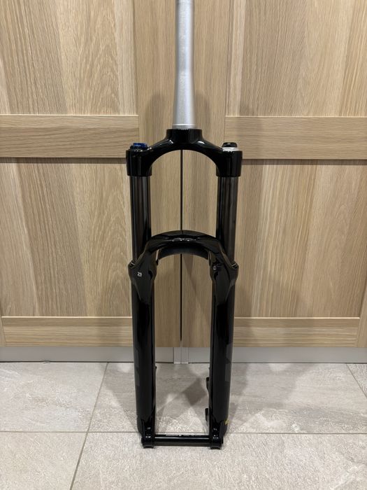 Amortyzator SR Suntour XCR34 Air LO-R Boost, powietrze, 140mm