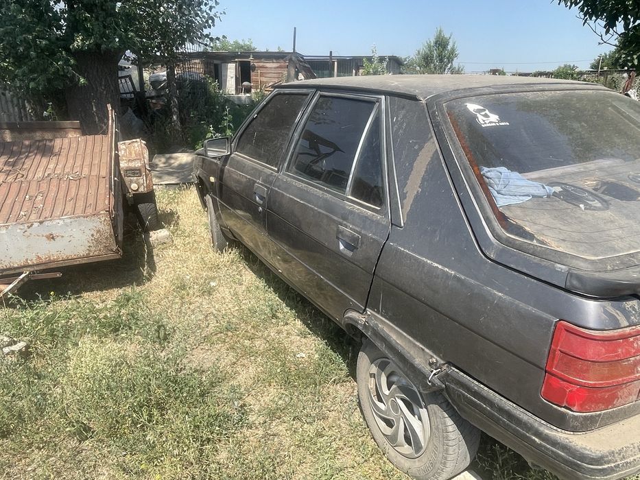 Рено 11 не находу!