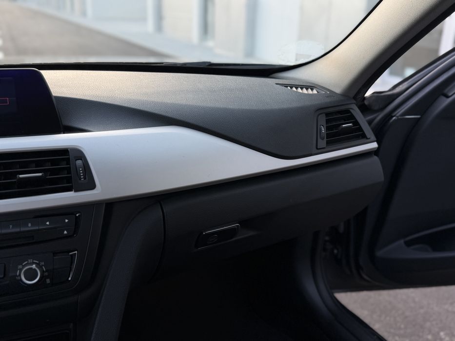 BMW  F31  325d | Como Nova | Financiamento Disponível