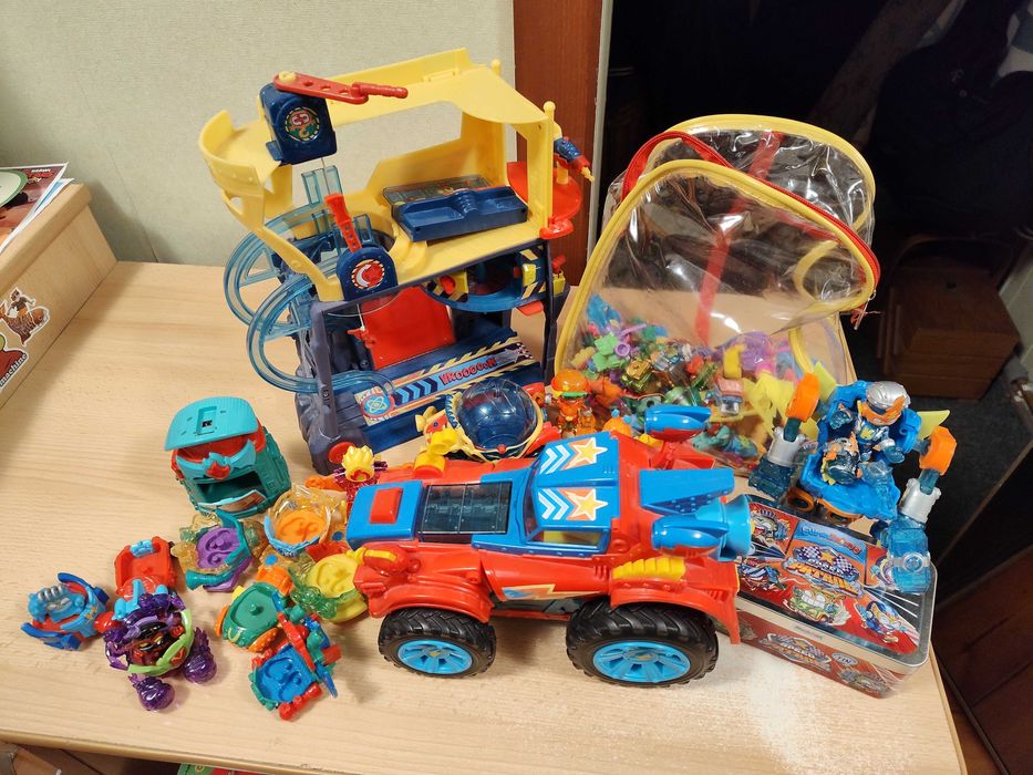 Super Zings i Super Things - zestaw wieloczęściowy
