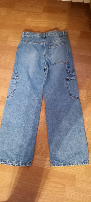 Джинси Denim -ZARA на 11-12  років,зріст 152 см.