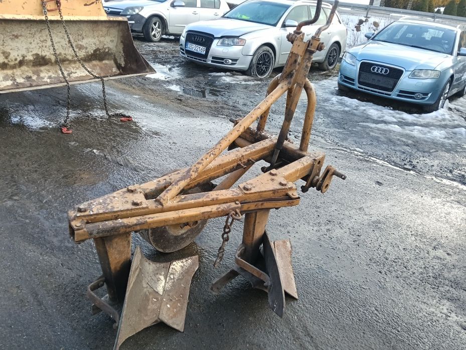 Pług 2 skibowy Ursus C330 C360 Władimirec T25 Unia Grudziadz